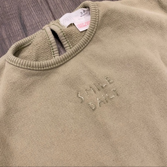 Zara Smile Daily Olive Green Sweater and Pants Outfit - Picture 2 of 4